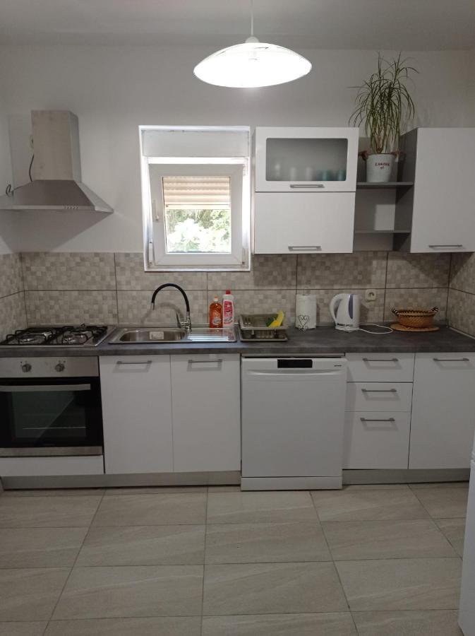 Apartman Vesna Pag Apartment พาก ภายนอก รูปภาพ